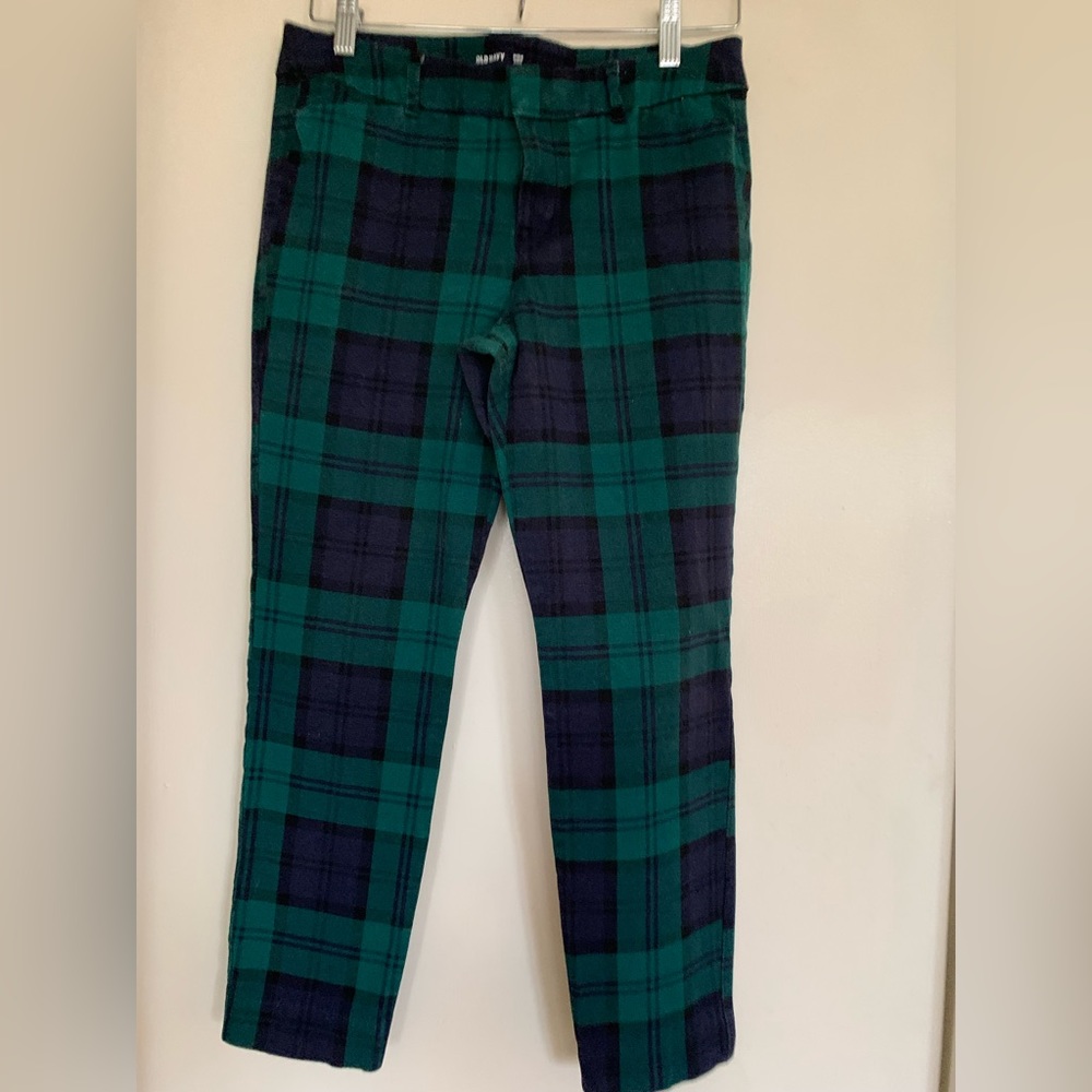 Old Navy ladies blue and green plaid pants, size 8